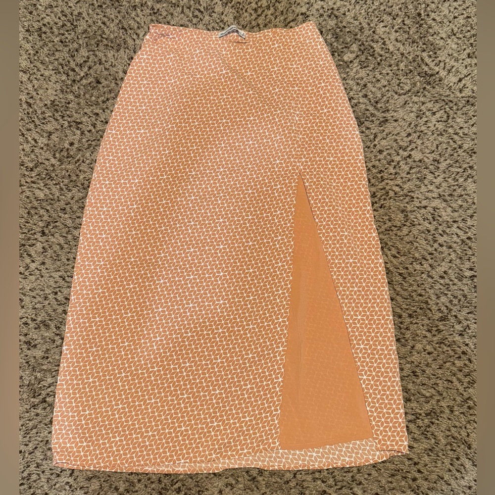 Elegant Peach Patterned Skirt
